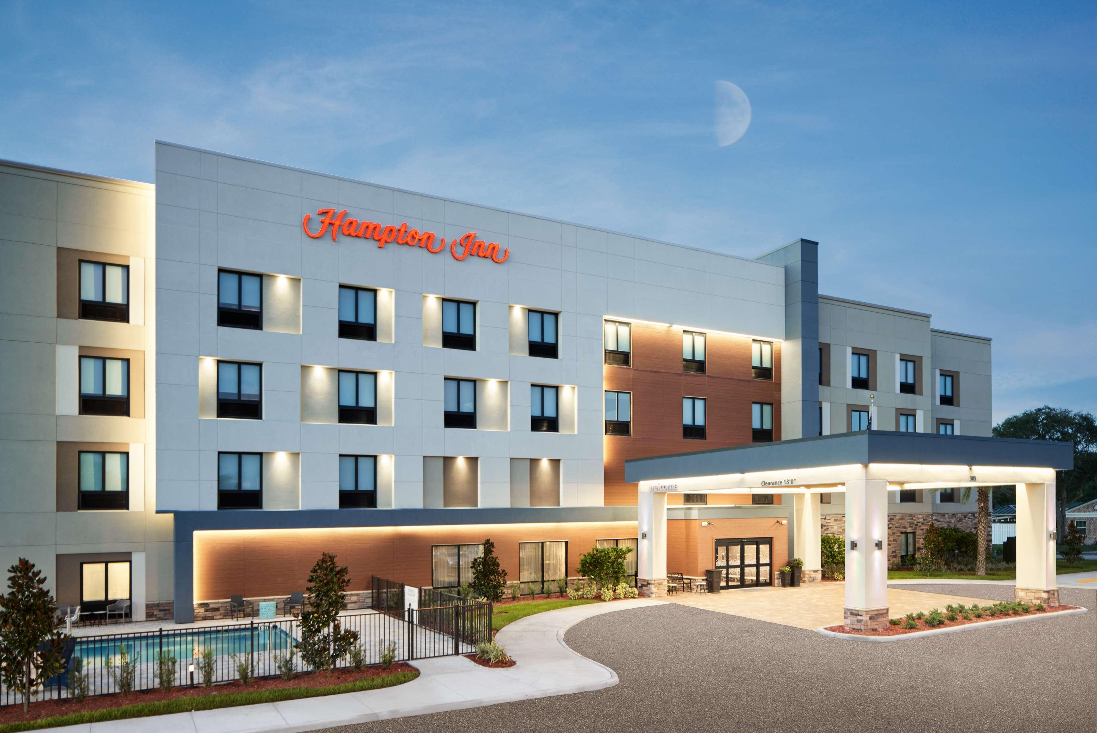Hampton Inn Клюистън Екстериор снимка