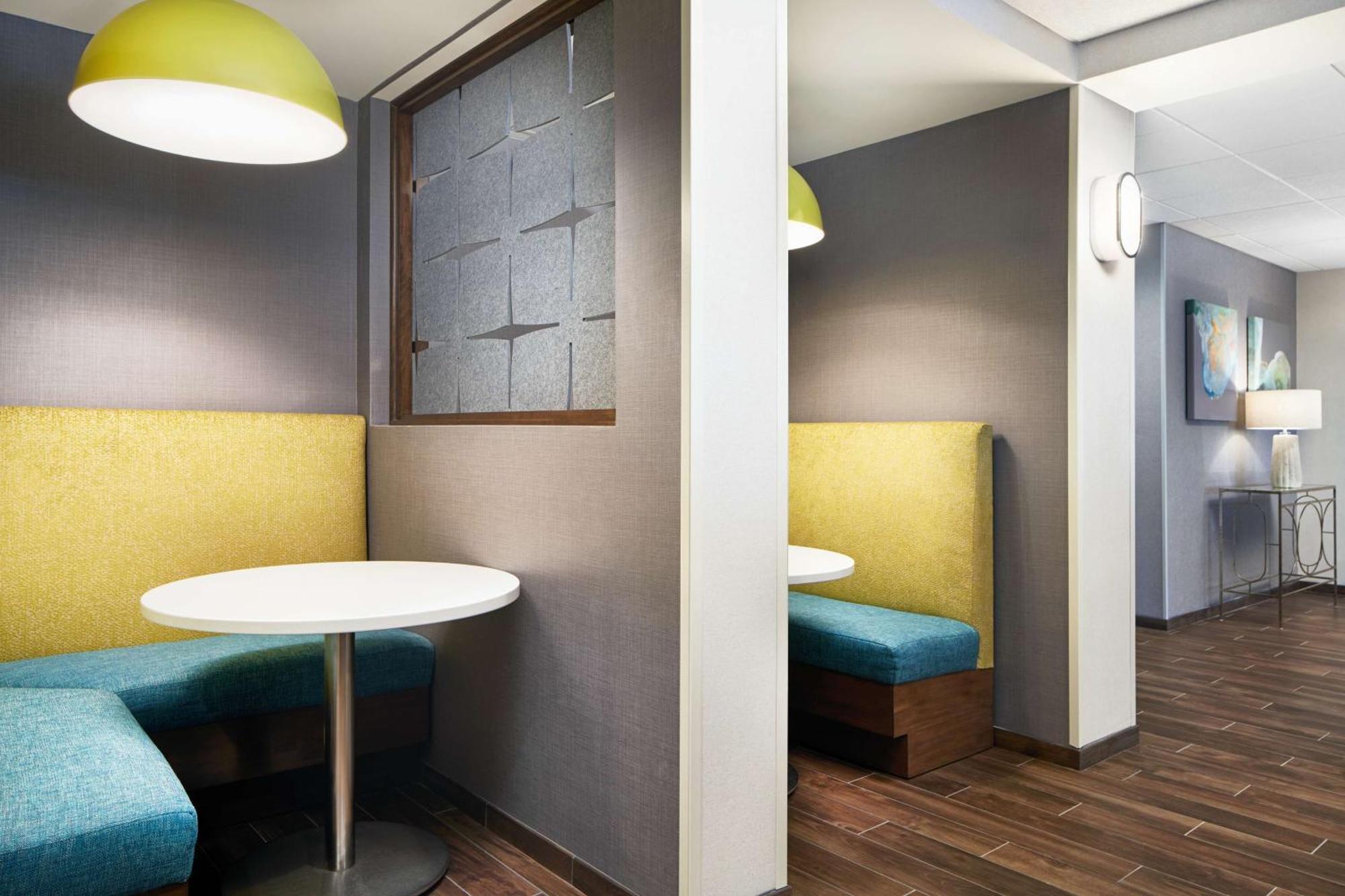 Hampton Inn Клюистън Екстериор снимка
